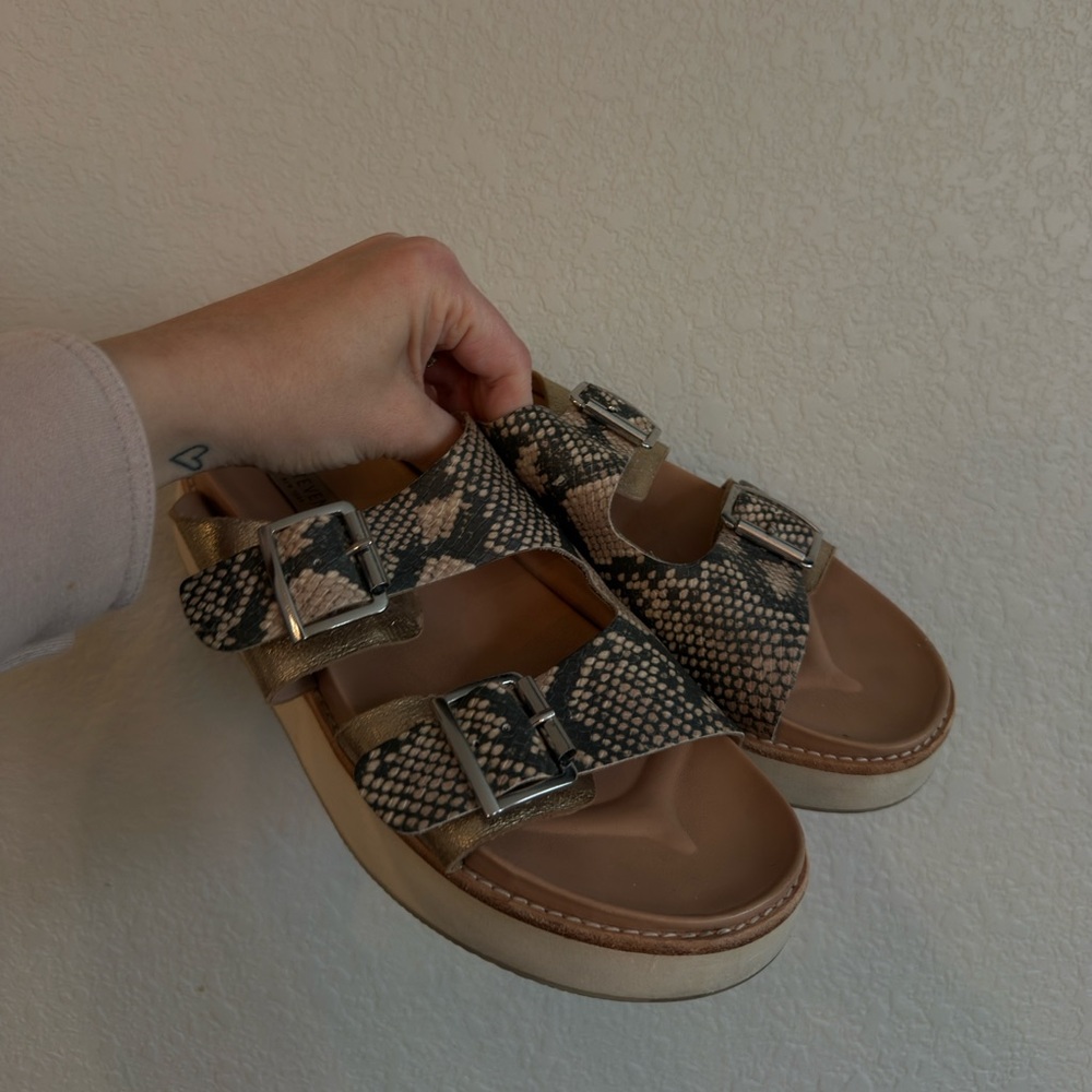 Steven New York Gold Textured Sandals